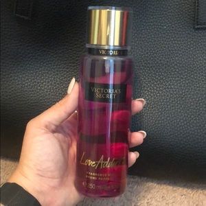 Victoria’s Secret Love Addict Mist